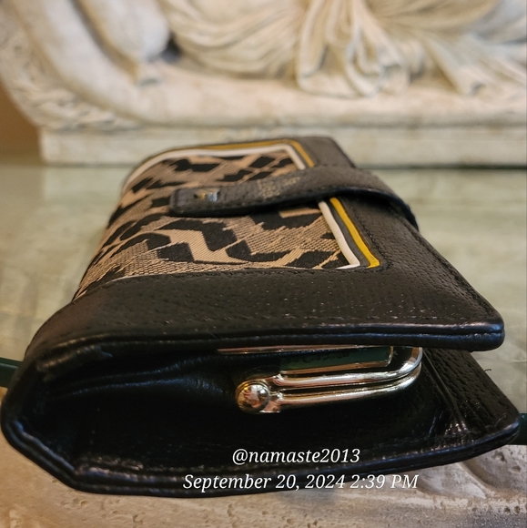 L.A.M.B by Gwen Stefani Leather Trim Wallet Fabric Logo Snap Designer Celeb #49 - Picture 6 of 14